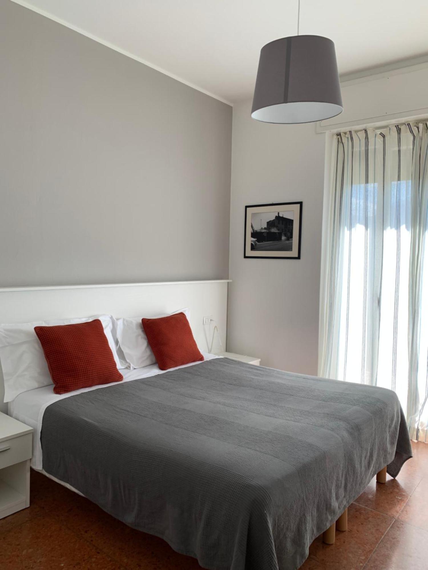 Hotel Loveno 梅纳焦 外观 照片